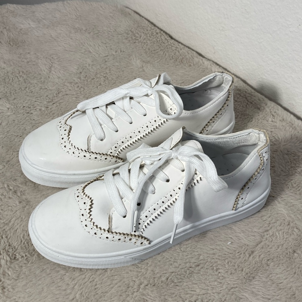 Lace-Up Sneakers Oxford Style Women's Size 5.5